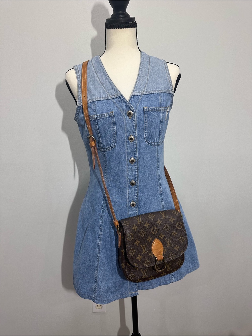 LOUIS VUITTON SAINT CLOUD PM Vintage LV Monogram Crossbody Shoulder Bag Purse